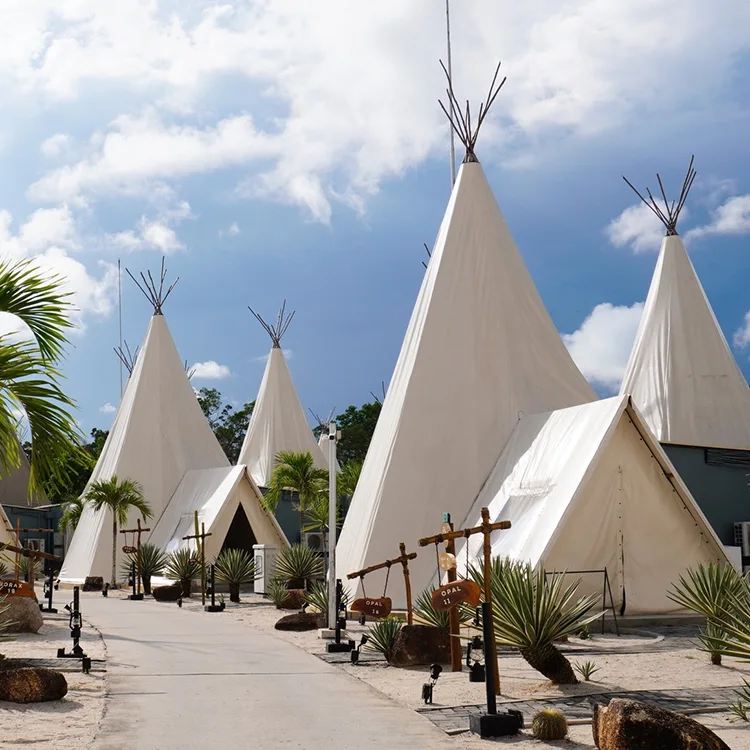 indian-anda-straw-hat